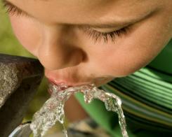 Apa – un ingredient nelipsit al dietei sănătoase