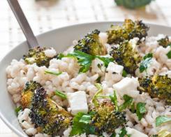 Carbohidrați și vitamine: salate cu cereale integrale și legume