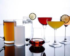 Колко калории съдържат алкохолните напитки