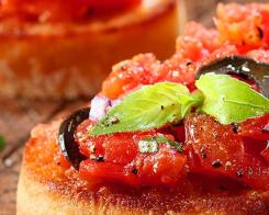 Италианска диета с гъби, лук, спанак или домати. Хранене със стил