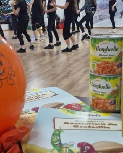 Sărbători de final de an cu cadouri Bonduelle pentru aproape 200 de copii
